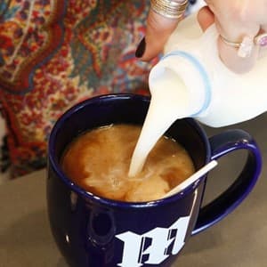 pour